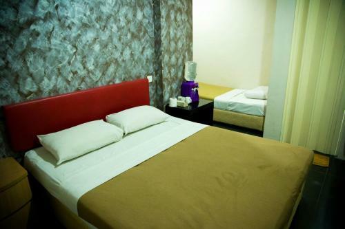 Golden Leaf Hotel Danga Bay