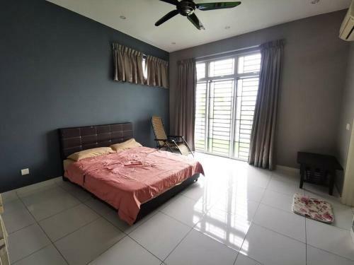 Villa Exotic Homestay-corner 2-storey Park View Bukit Indah