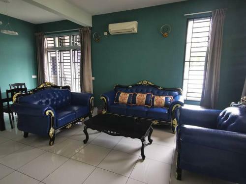 Villa Exotic Homestay-corner 2-storey Park View Bukit Indah