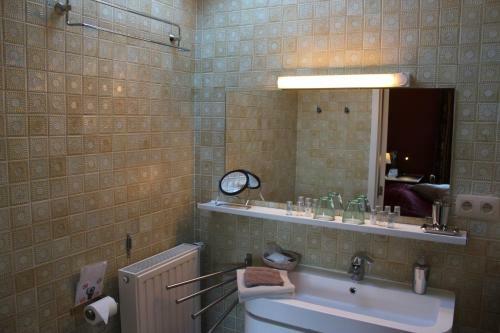 Green Hill Apartment