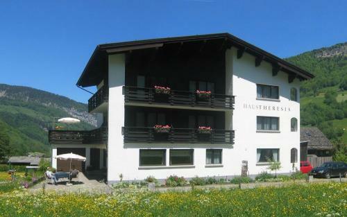 Hostal Haus Theresia