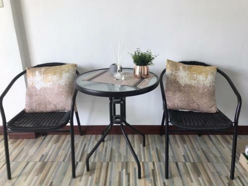 Hotel Neutron Bungalow