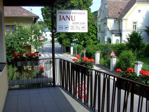 Hostal Gasthof-pension Leopold Janu