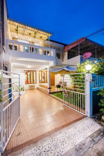 White Beach House Hua Hin 20 Second To The Beach