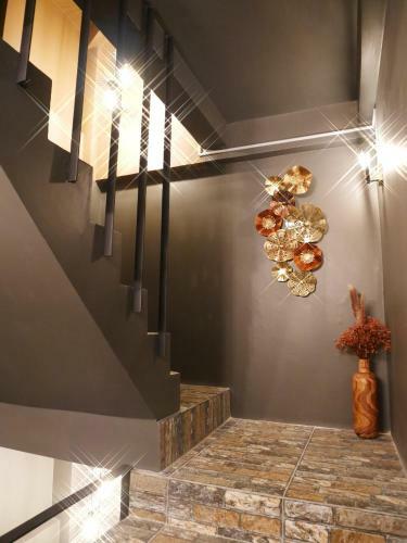 Varietyd-dayhostel Huahin