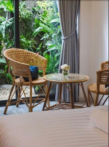 Bed & Breakfast 18 In Town Homestay