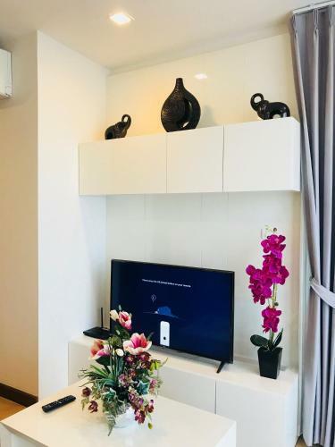 Apartamentos Astra Suites Central