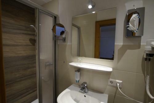 Hostal Hotel Gasthof J�gerhaus