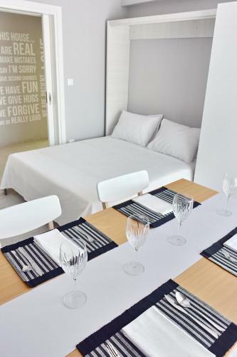 Alkyoni City Apartment