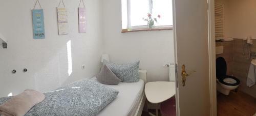 Hostal House L.a