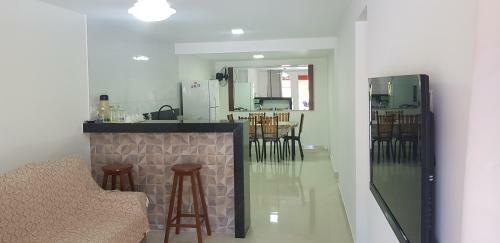Apartamento Village Dos P�ssaros, Enseada Azul, Bacutia