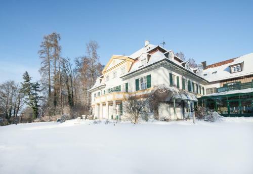 Biohotel Schlossgut Oberambach