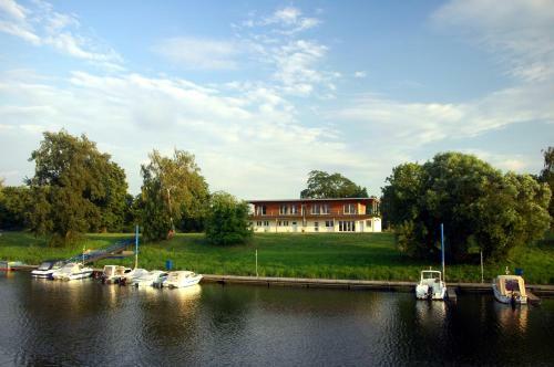 Br�ckenkopf - Hotel