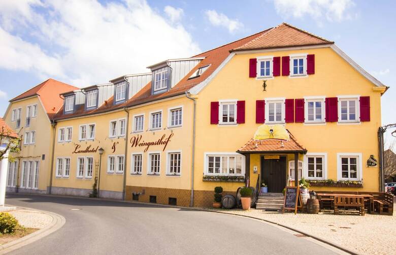 Hostal Landhotel Und Weingasthof Schwarzer Adler