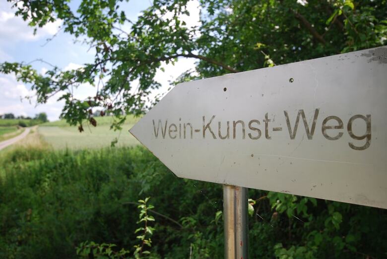 Hostal Landhotel Und Weingasthof Schwarzer Adler