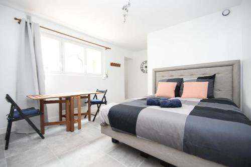 Apartamento Top Studio Refait � Neuf Aux Porte de Paris Proche Rerm�tro