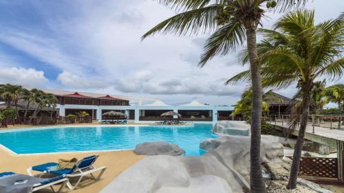 Apartamento Studio Romance Avec Piscine Au Manganao H�tel.