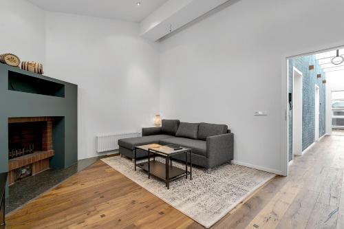 G5 - Penthouse Apartment