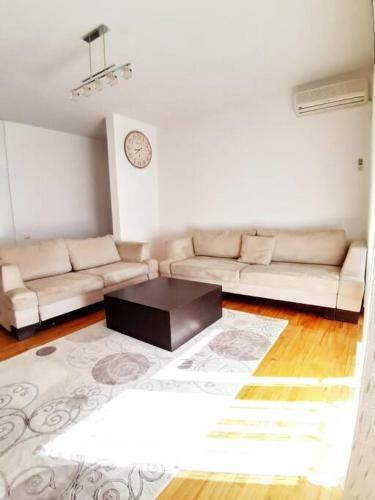 Lovely 1-bedroom Apartment In Prishtina