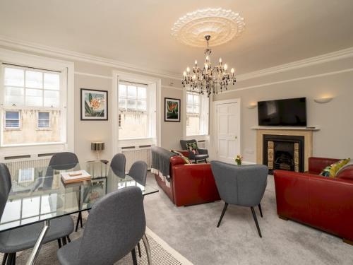 Pass The Keys Spacious 3 Bed Apartment In Prime Central Location