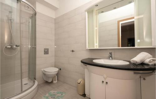 Beautiful Apartment In Drvenik With 1 Bedrooms