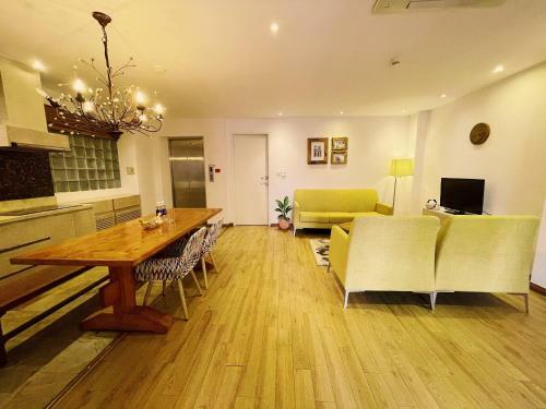 Unique Apartment In Vietnam