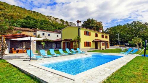 Villa Bella Vista Near Ucka Nature Park