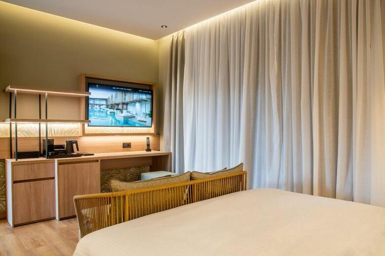 Hotel Senseana Sea Side Resort & Aquadventure