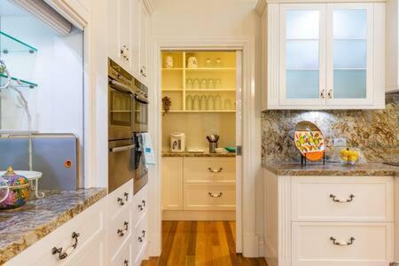 Villa Luxury Inner-melb 5 Brm Home, Close To Everything