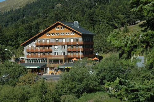 Hotel Logis Du Puy Ferrand
