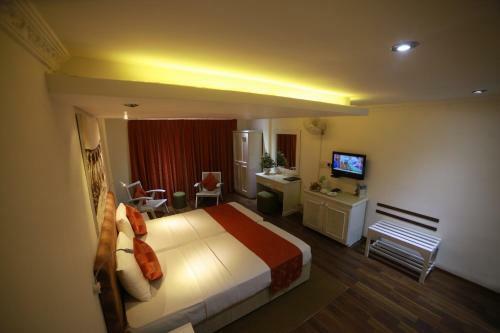 Orient Hotel