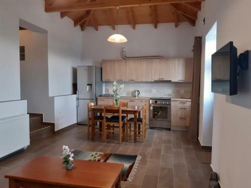 Old Village Apartment, Ximena And Emilios