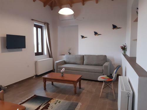 Old Village Apartment, Ximena And Emilios