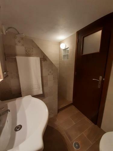 Old Village Apartment, Ximena And Emilios