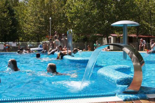Aqua Camp Mobilh�zak - Eur�pa Kemping Als��rs