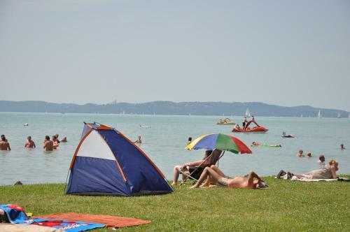 Aqua Camp Mobilh�zak - Eur�pa Kemping Als��rs