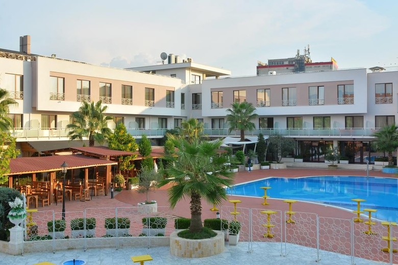 Te Stela Hotel
