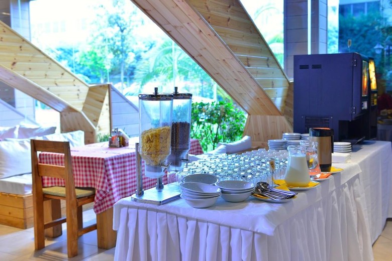Te Stela Hotel