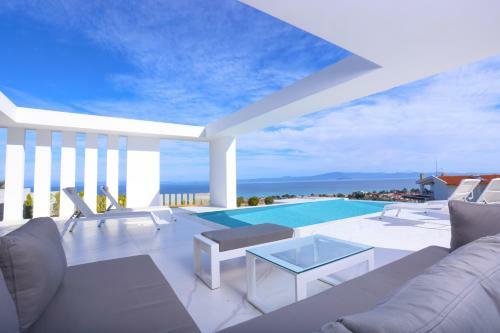 Villas Les Blancs 2 - Private Pool, 5 Bdrms, Panoramic View