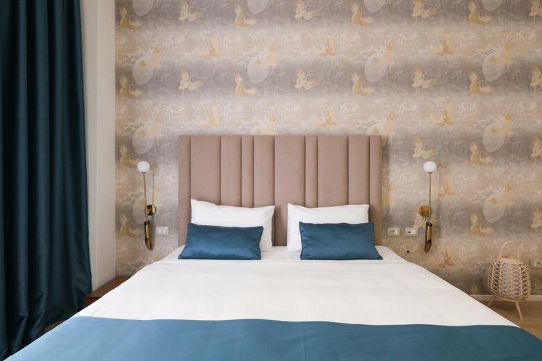 Golden City Hotel