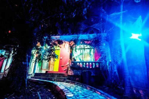 Albergue Hotel & Hostal Berakah