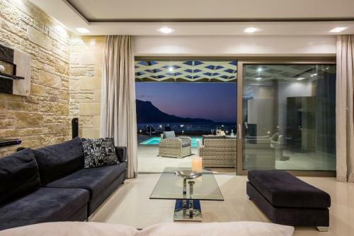 Larimar Luxury Sea View Villa