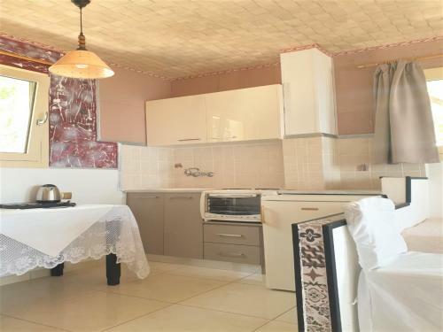 Hostal Room In Studio - One Room Private Suite