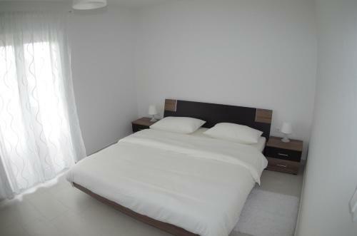 Apartments Nikolina