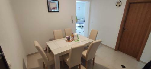 Cozy Apartment Few Meters From The Sea