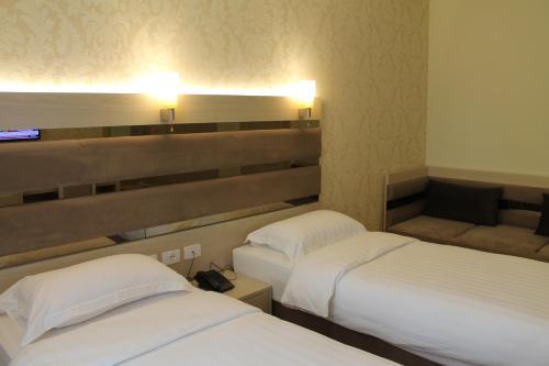 Capital Tirana Hotel
