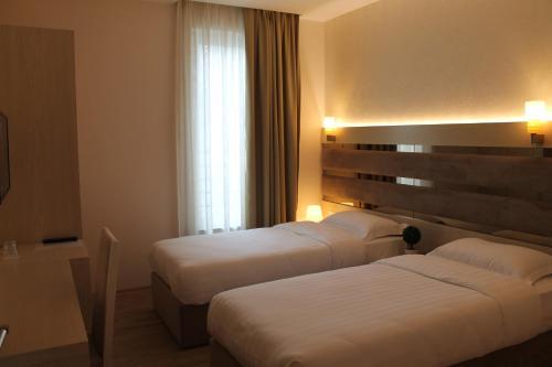 Capital Tirana Hotel