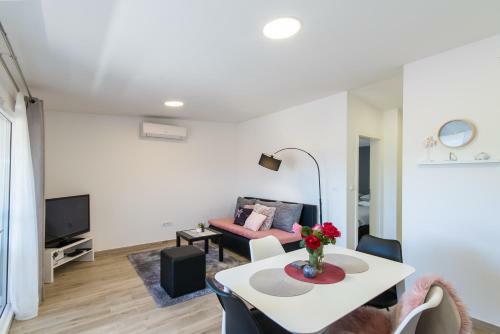 Apartment Finta