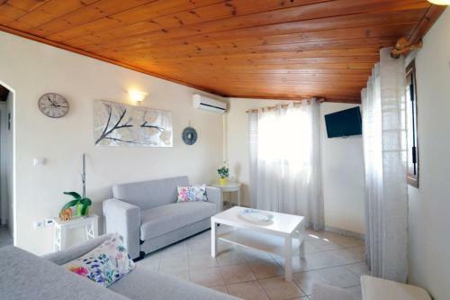 Apartamento Corfu Cosy Penthouse With A View