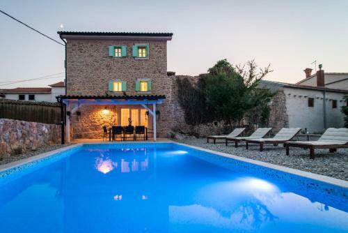 Villa Antiqua